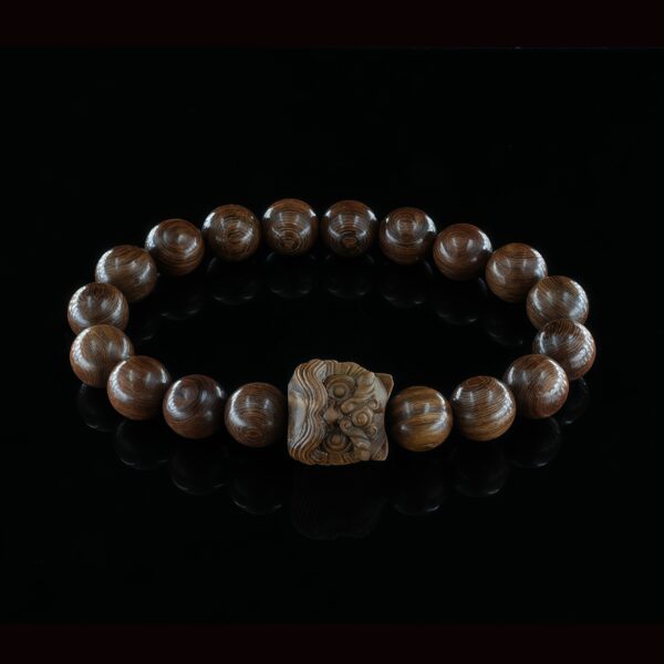 Vanying Stone Awakening Lion Sandalwood Bracelet