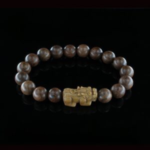 Vanying Stone Pi Xiu Sandalwood Bracelet