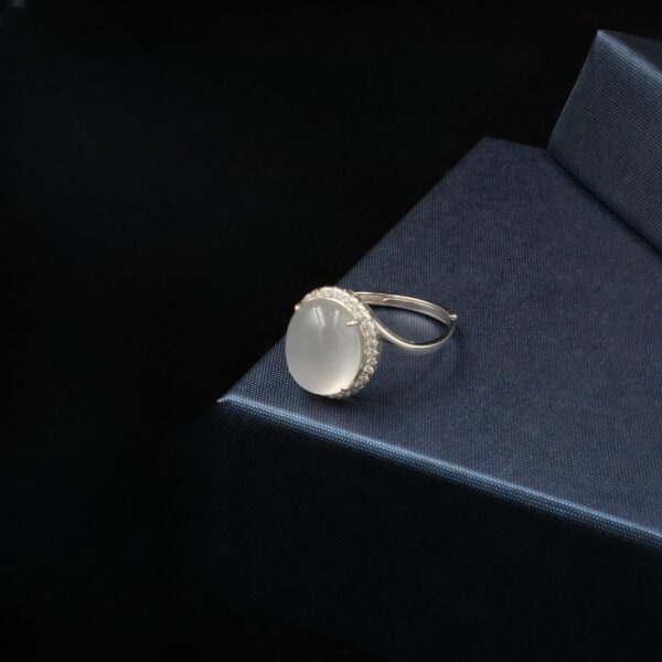 Vanying Stone Cabochon Jadeite Ring