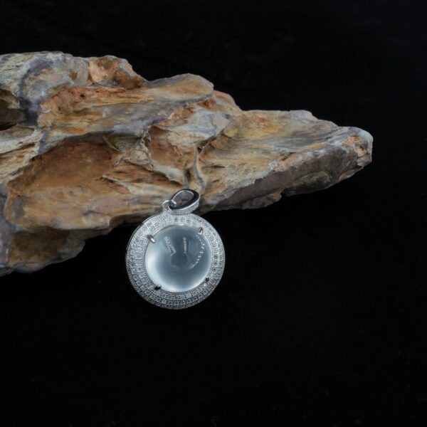Vanying Stone Classic Cabochon Jadeite Pendant